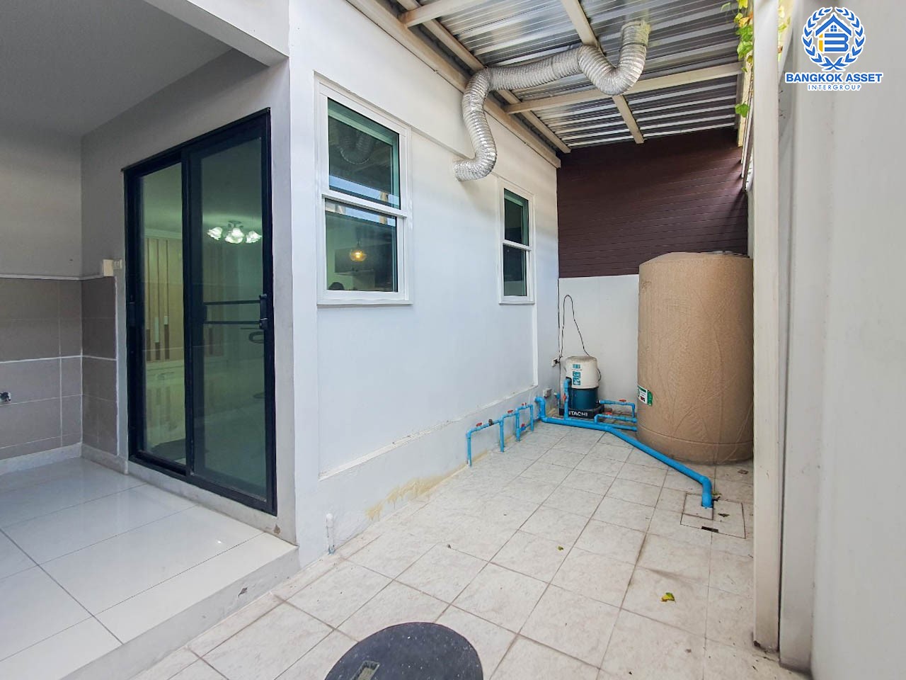 *****ทาวน์โฮมมือสอง 3 ชั้น ม.แกรนด์ ไอ-ดีไซน์ วิภาวดี หน้าบ้านกว้างถึง 6.5 เมตร บนเนื้อที่มากถึง 29.2 ตร.ว. ฟังก์ชันจัดเต็ม 3 ห้องนอน 3 ห้องน้ำ 2 ที่จอดรถ พร้อมอยู่ แถมฟรี! เครื่องปรับอากาศ 4 เครื่อง เครื่องดูดควัน 1 เครื่อง ทำเลดี เชื่อมต่อถนนวิภาวดี และถนนพหลโยธิน